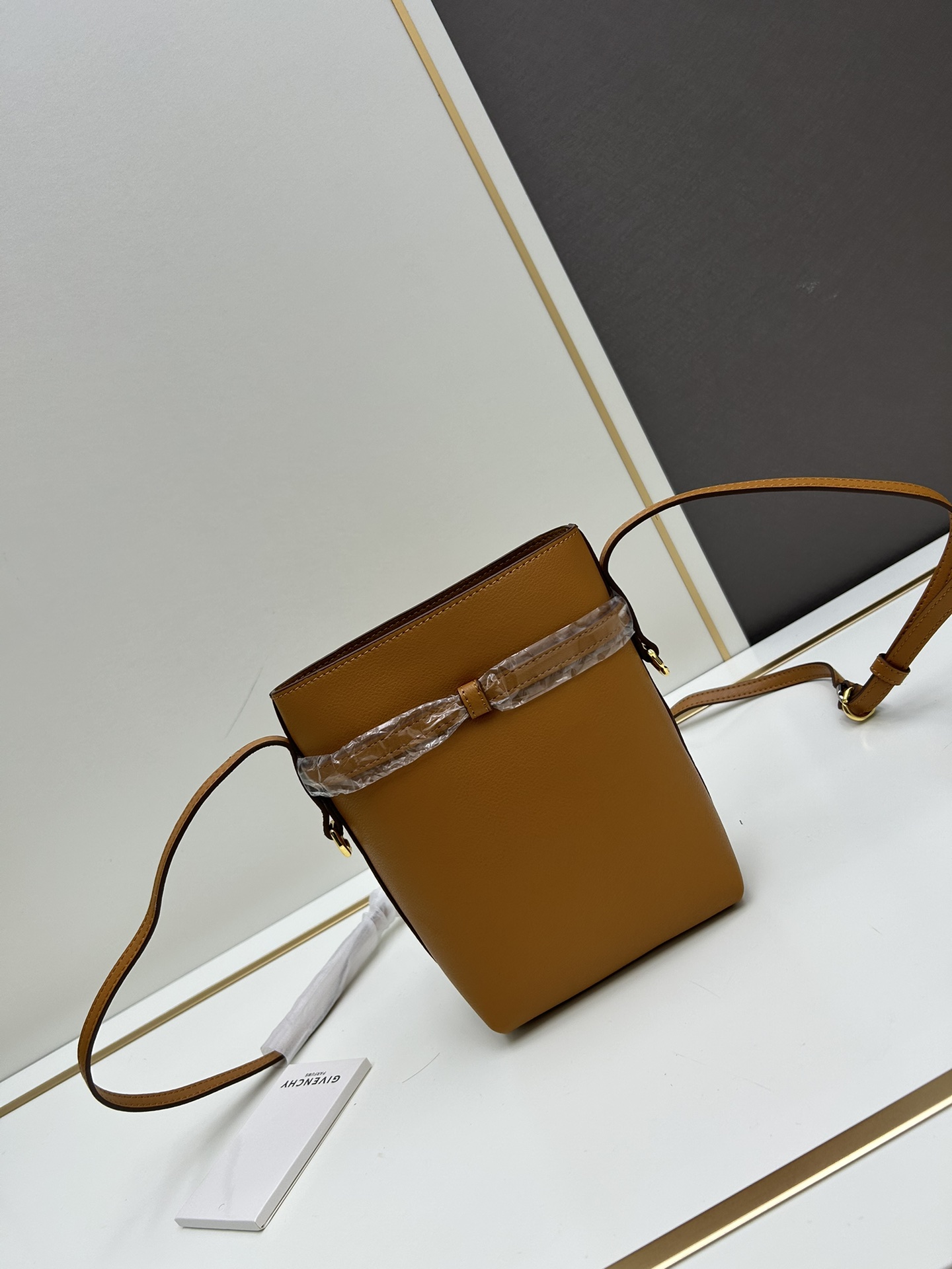 ジバンシィ「Givenchy」バッグ レディース おしゃれ ショルダーバッグ