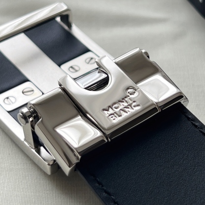 モンブラン「Montblanc」ベルト 黒と茶色の両面レザーベルト