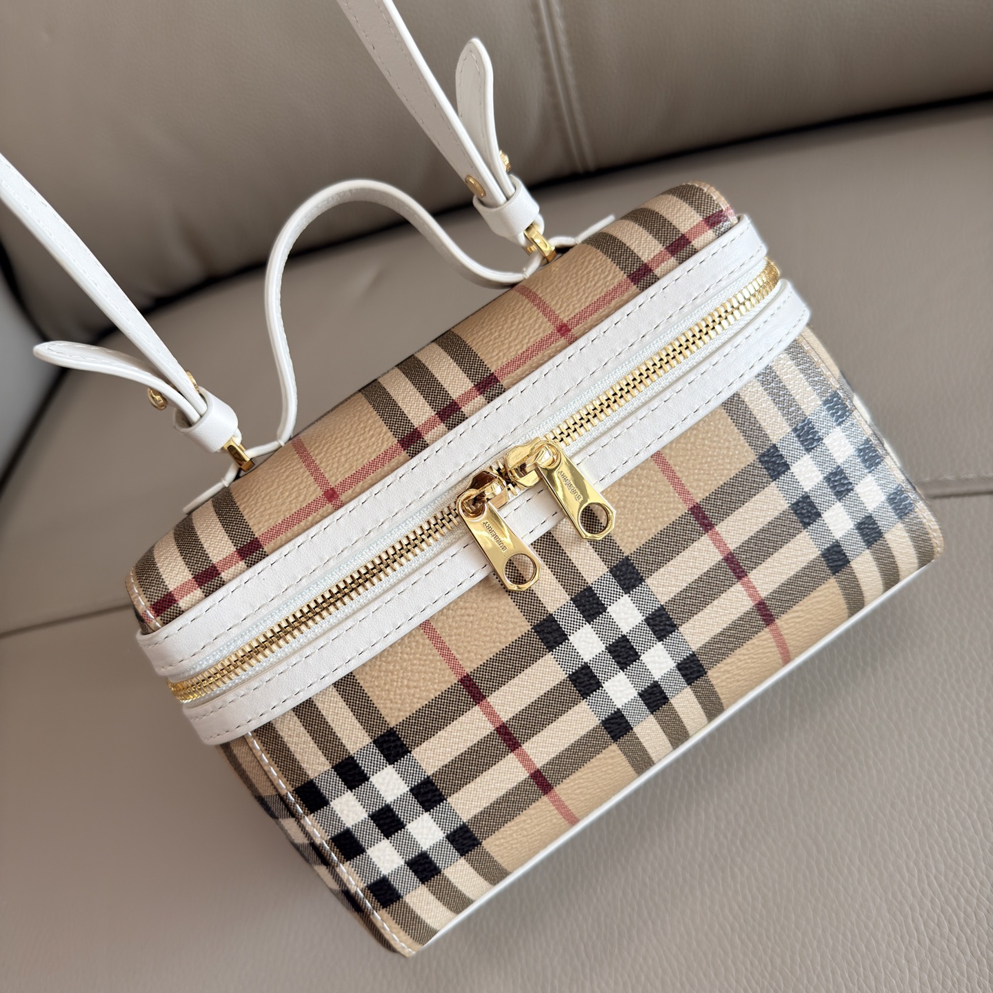バーバリー「Burberry」バッグ レディース おしゃれ ショルダーバッグ