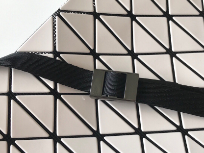 イッセイミヤケ「Issey Miyake」バッグ レディース おしゃれ ショルダーバッグ