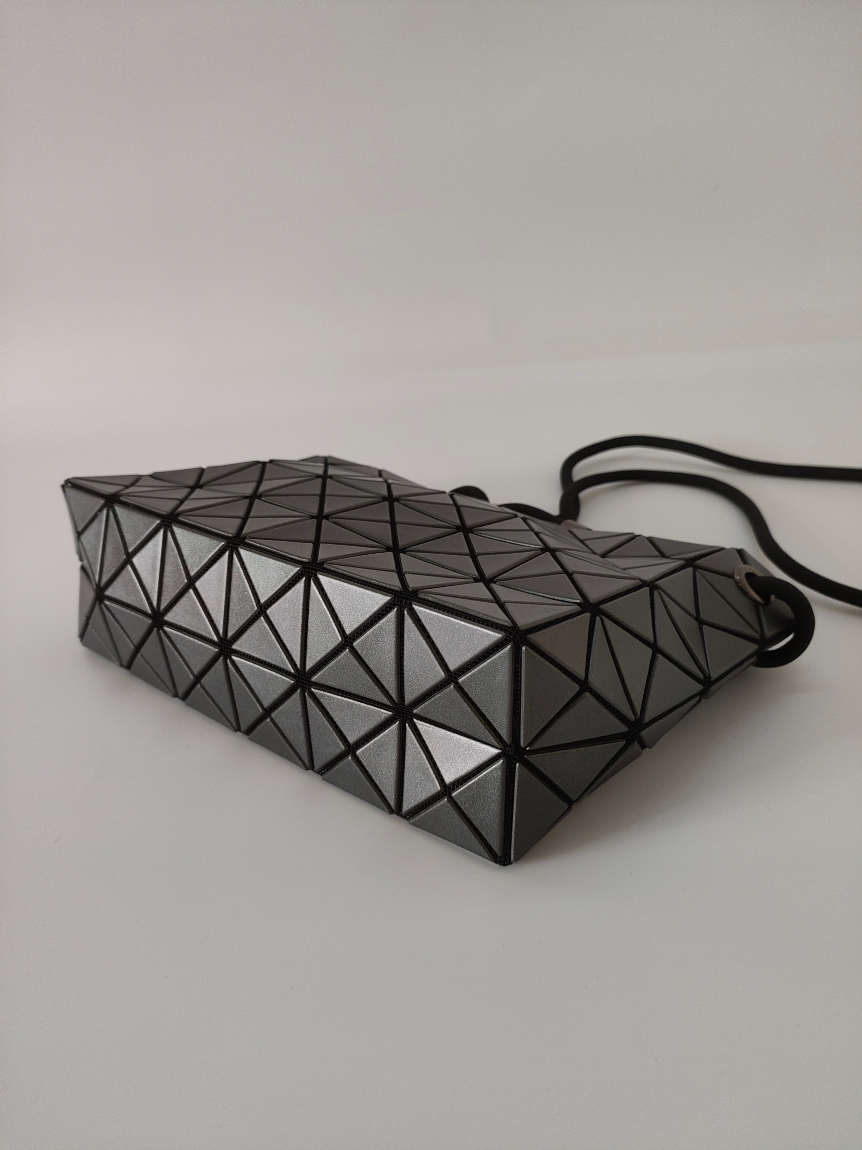イッセイミヤケ「Issey Miyake」バッグ レディース おしゃれ ショルダーバッグ