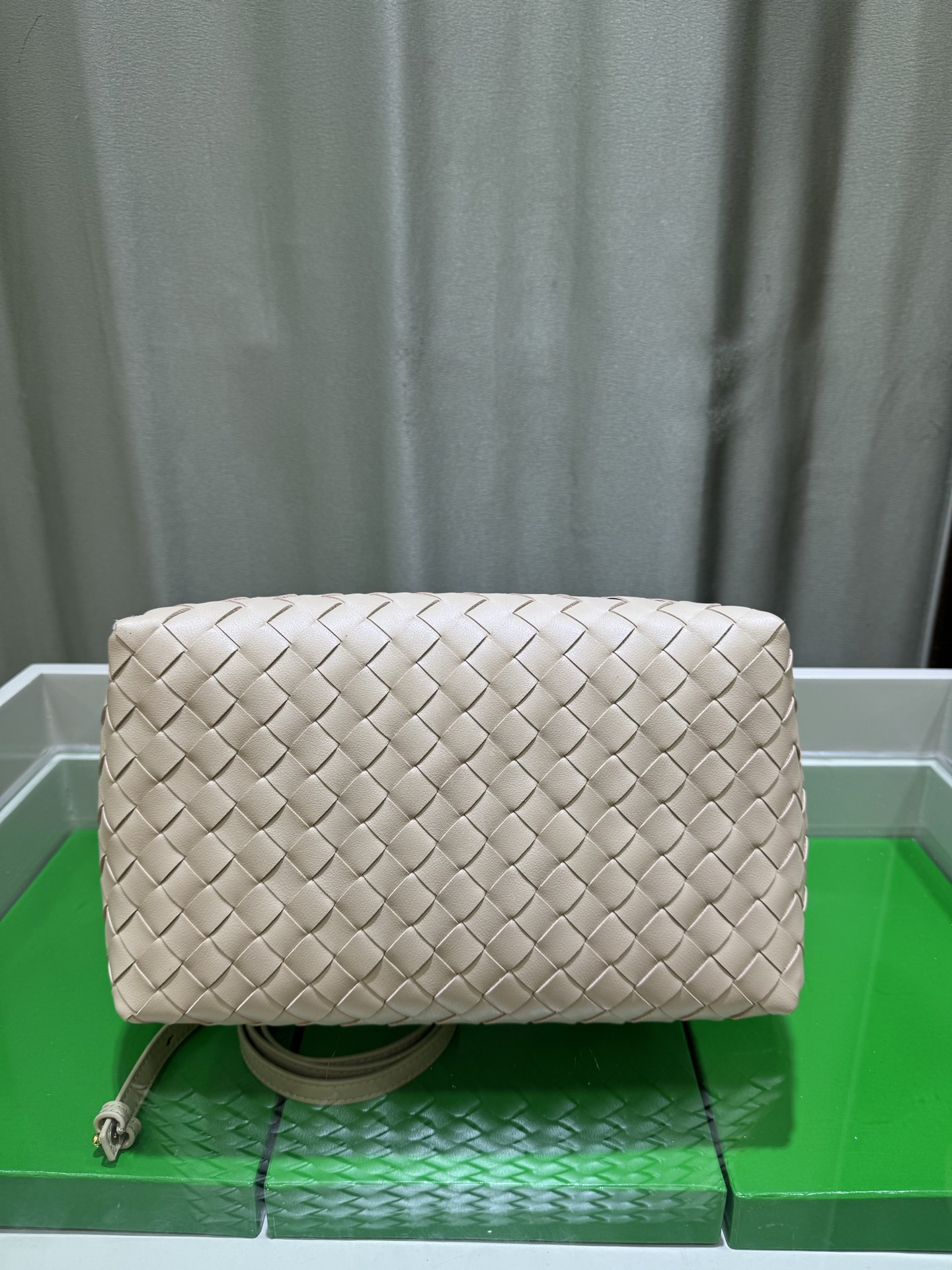 ボッテガ ヴェネタ「Bottega Veneta」バッグ レディース おしゃれ ショルダーバッグ