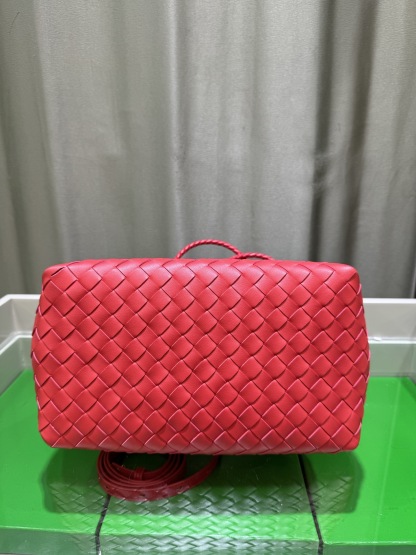 ボッテガ ヴェネタ「Bottega Veneta」バッグ レディース おしゃれ ショルダーバッグ