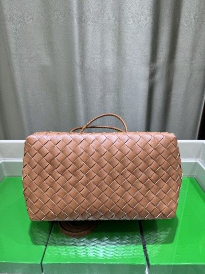 ボッテガ ヴェネタ「Bottega Veneta」バッグ レディース おしゃれ ショルダーバッグ