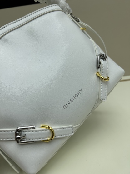 ジバンシィ「Givenchy」バッグ レディース おしゃれ ショルダーバッグ