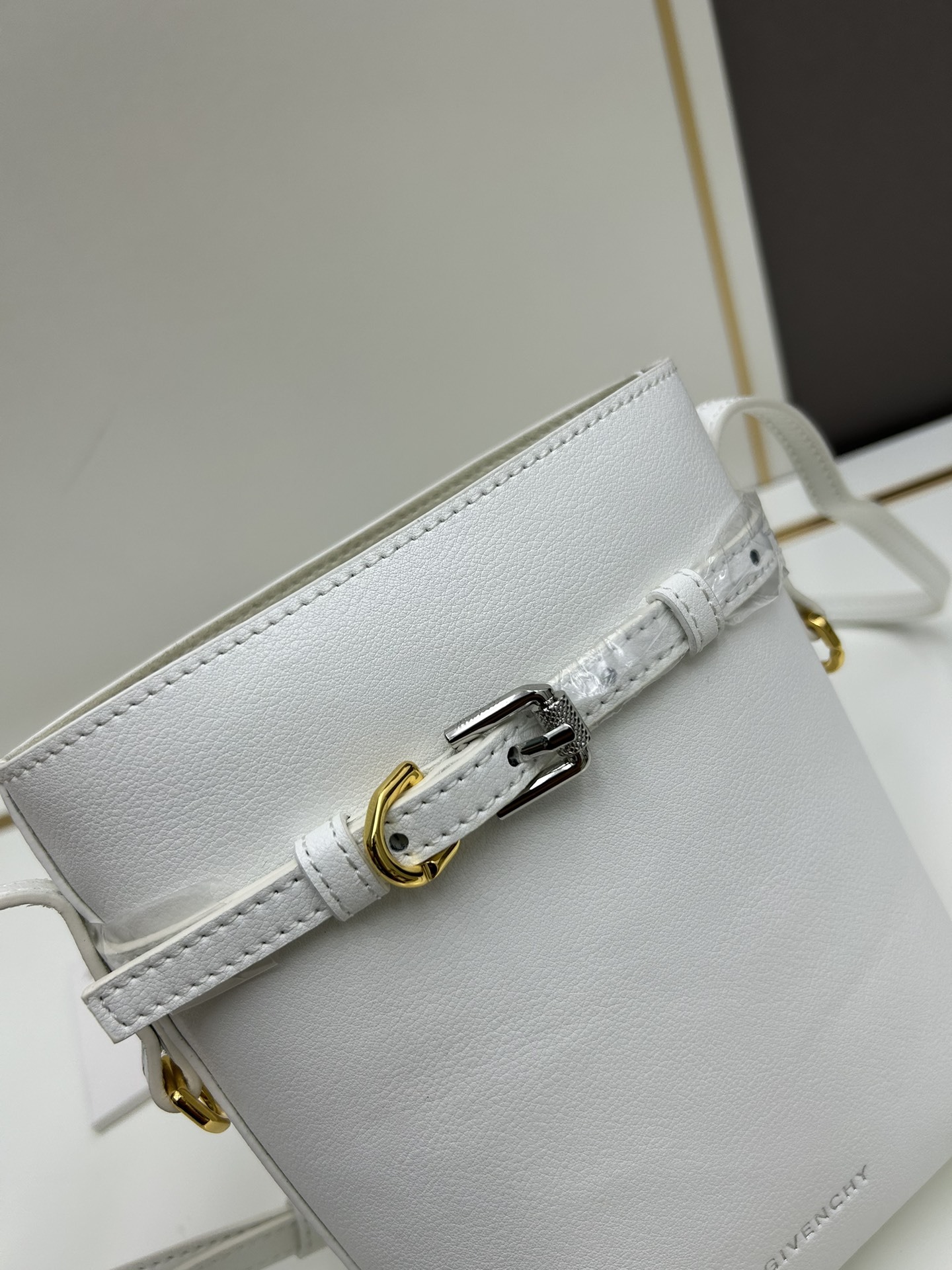 ジバンシィ「Givenchy」バッグ レディース おしゃれ ショルダーバッグ