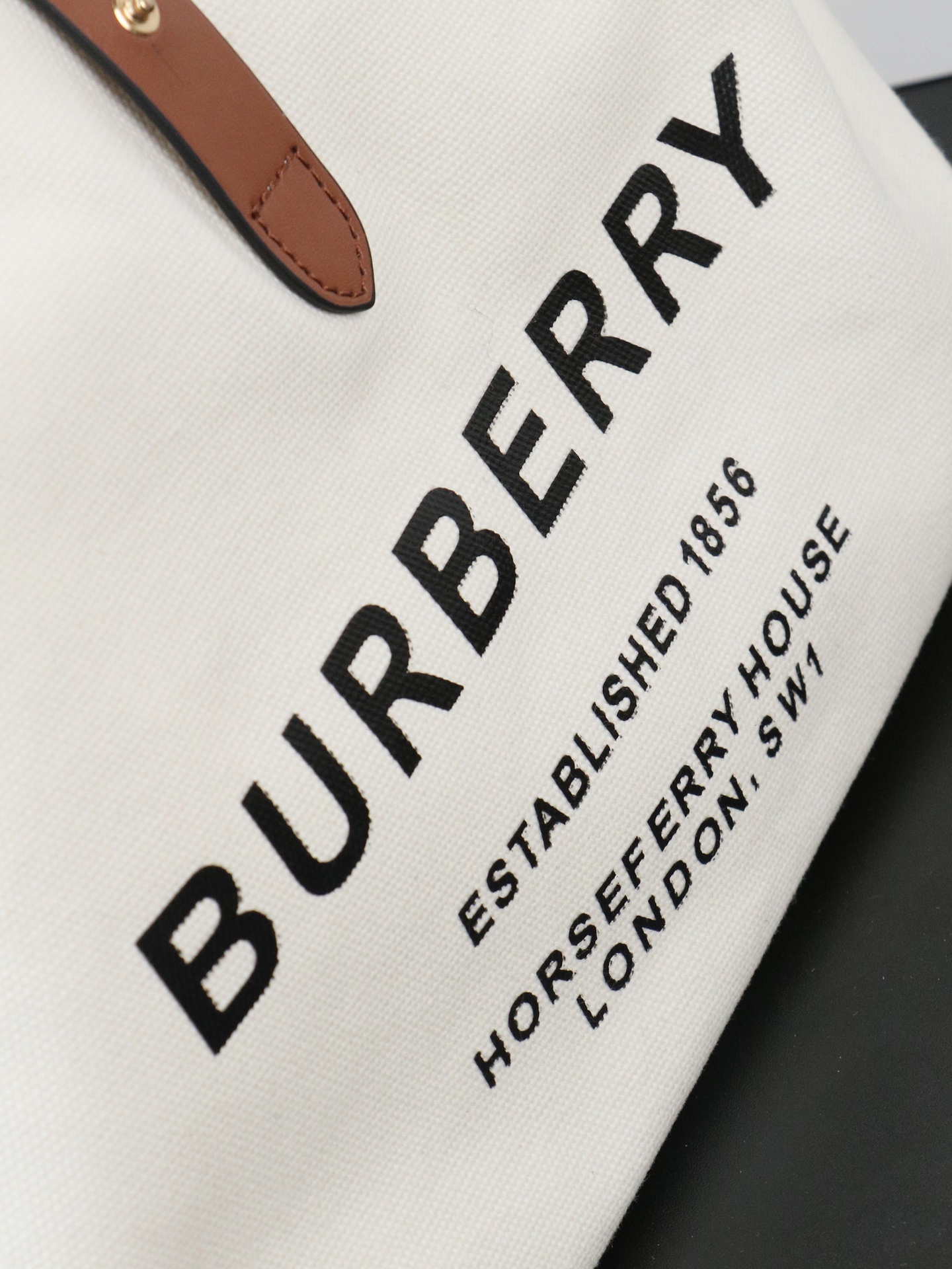 バーバリー「Burberry」バッグ レディース おしゃれ ショルダーバッグ