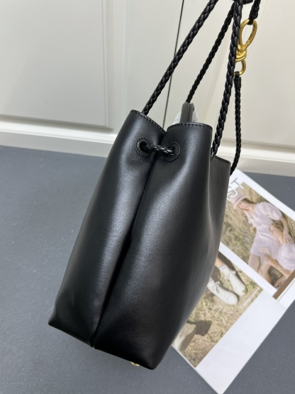 ボッテガ ヴェネタ「Bottega Veneta」バッグ レディース おしゃれ ショルダーバッグ