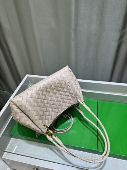 ボッテガ ヴェネタ「Bottega Veneta」バッグ レディース おしゃれ ショルダーバッグ