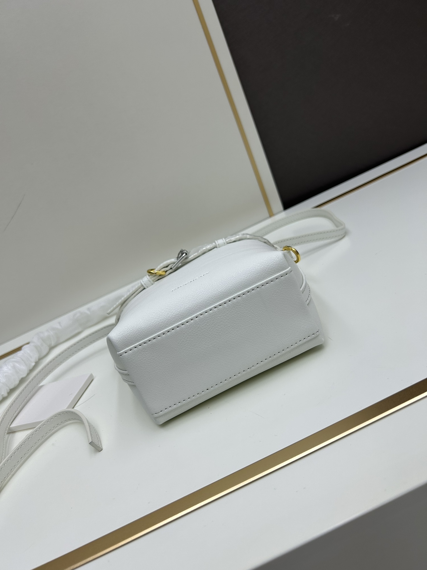 ジバンシィ「Givenchy」バッグ レディース おしゃれ ショルダーバッグ