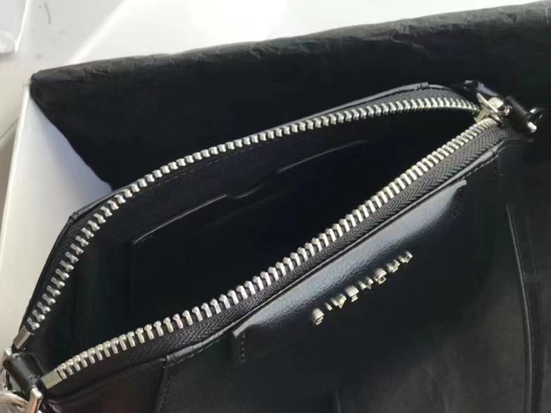 ジバンシィ「Givenchy」バッグ レディース おしゃれ ショルダーバッグ