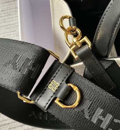 ジバンシィ「Givenchy」バッグ レディース おしゃれ ショルダーバッグ