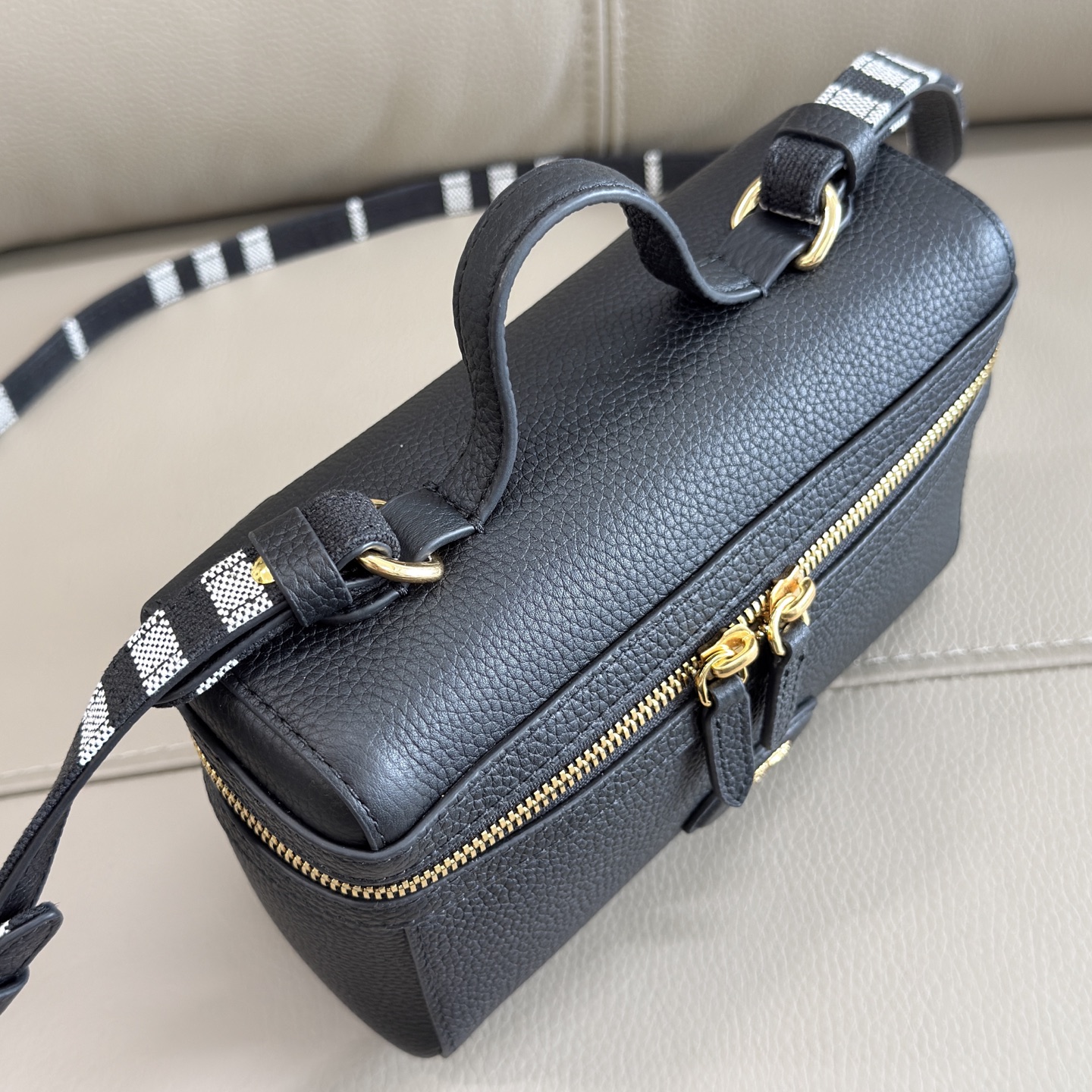 バーバリー「Burberry」バッグ レディース おしゃれ ショルダーバッグ