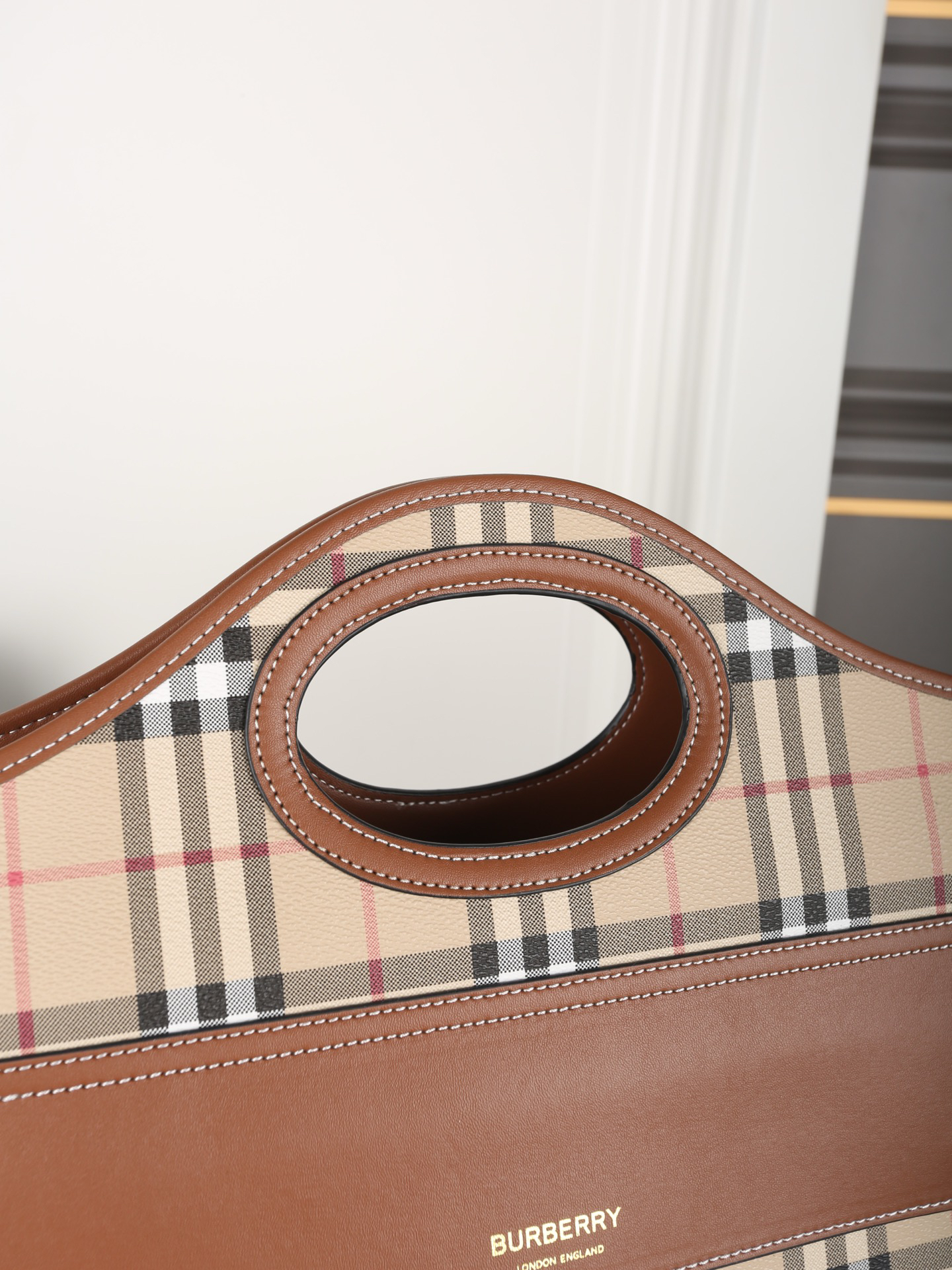 バーバリー「Burberry」バッグ レディース おしゃれ ショルダーバッグ