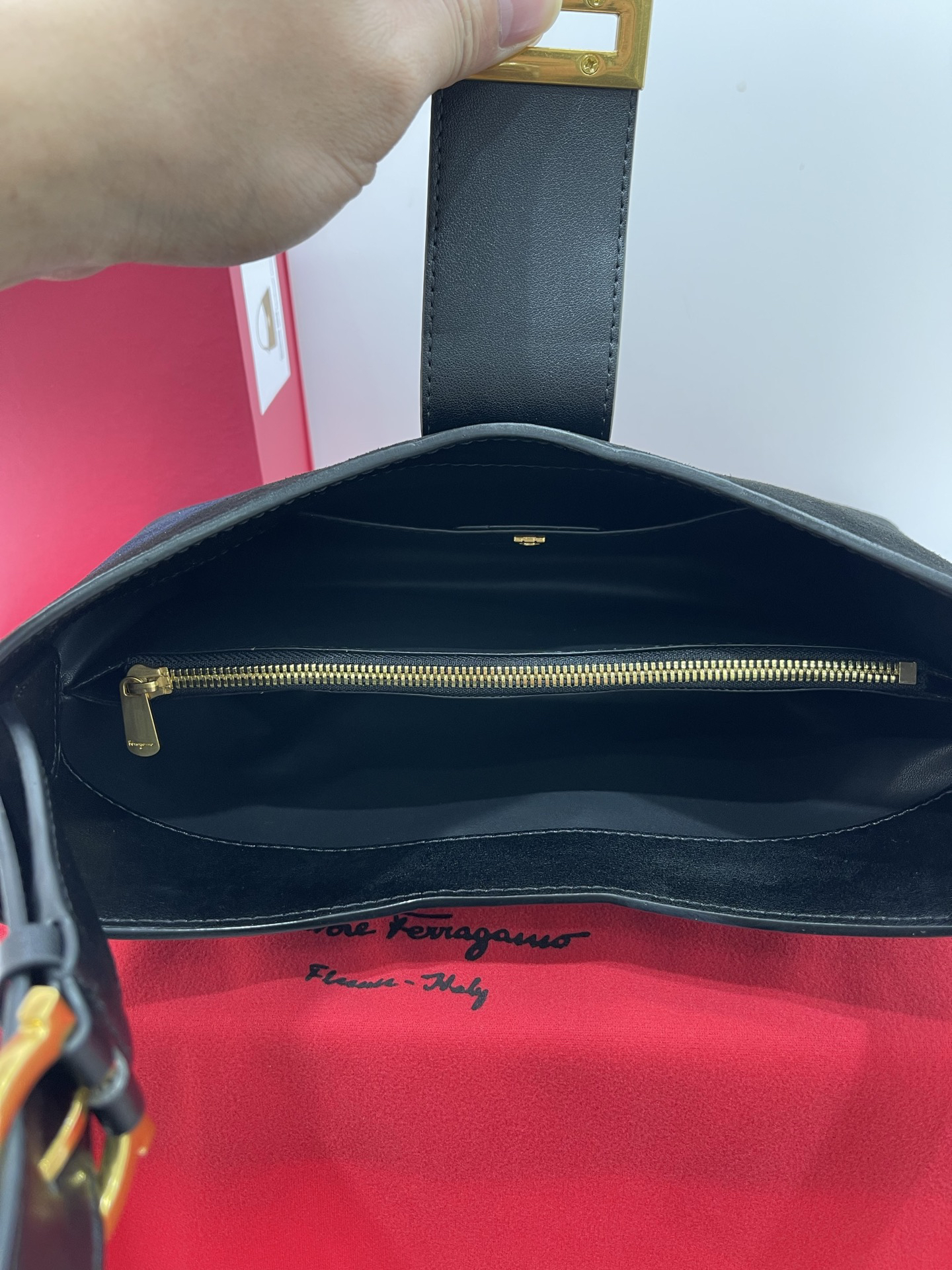 フェラガモ「Ferragamo」バッグ レディース おしゃれ ショルダーバッグ