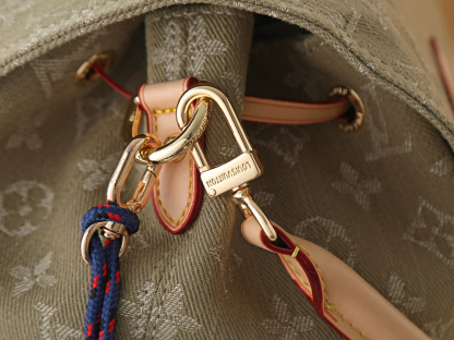ルイ・ヴィトン「Louis Vuitton」バッグ レディースファッションバックパック