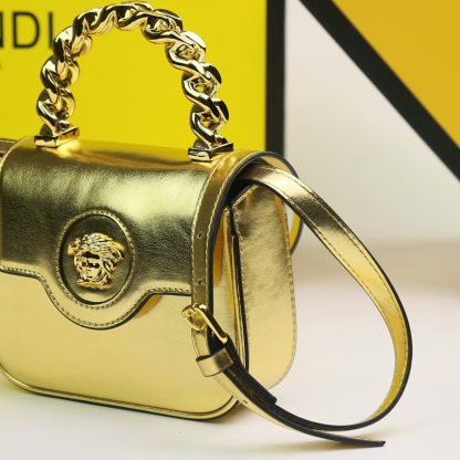 フェンディ「Fendi」バッグ ハンドバッグ