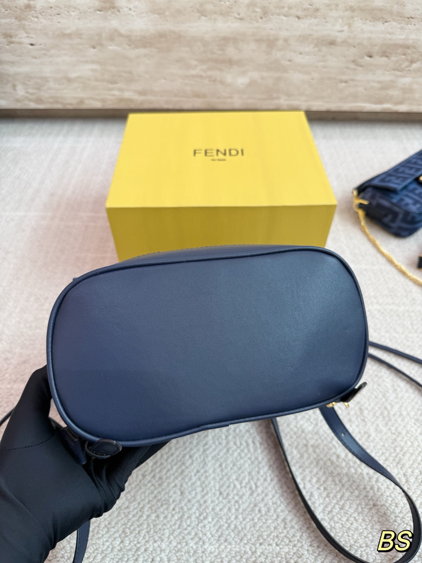 フェンディ「Fendi」バッグ リュック