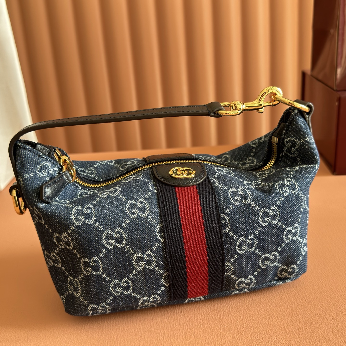 グッチ「Gucci」バッグ レディースバッグ