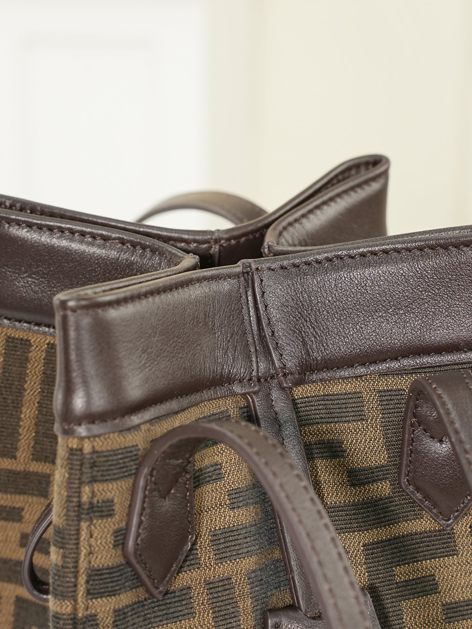 フェンディ「Fendi」レディースバッグ