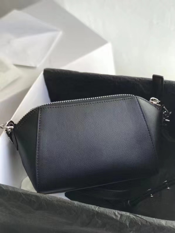 ジバンシィ「Givenchy」バッグ レディース おしゃれ ショルダーバッグ