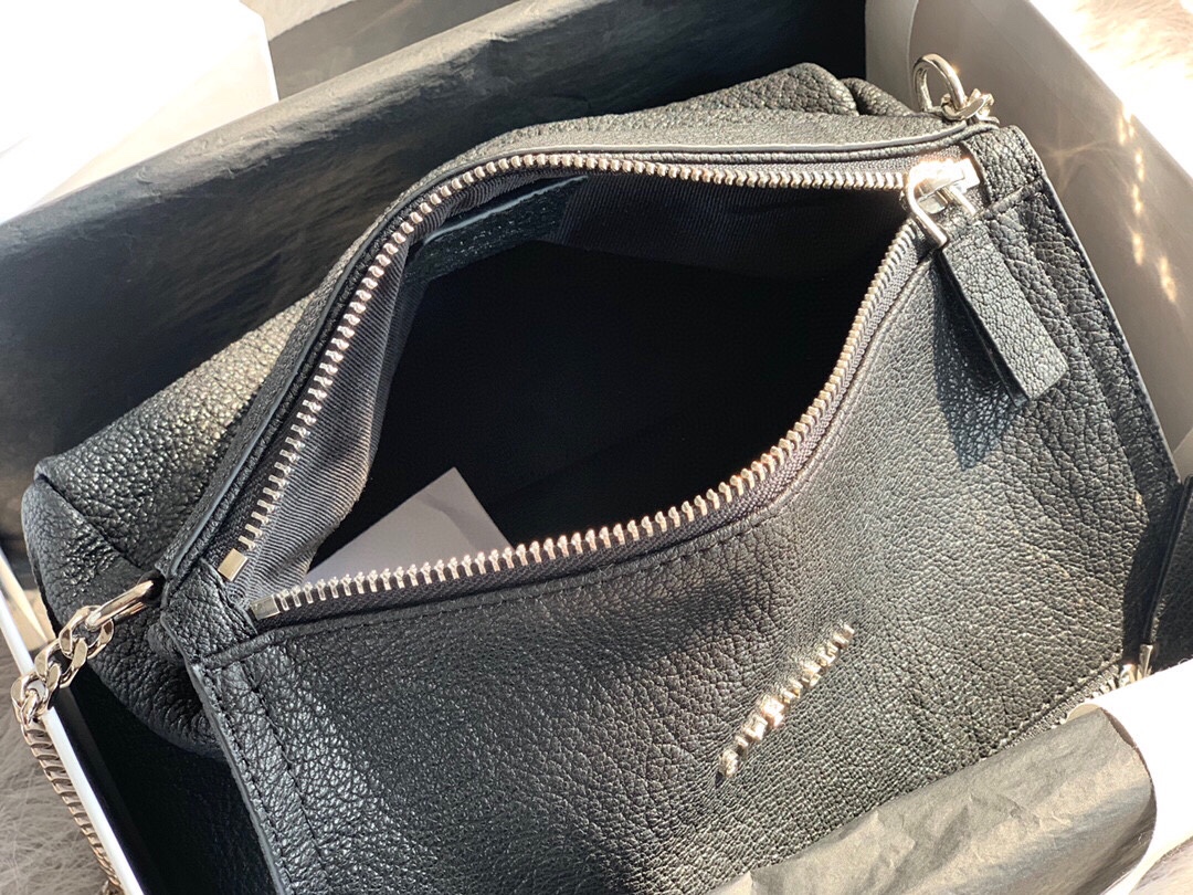 ジバンシィ「Givenchy」バッグ レディース おしゃれ ショルダーバッグ