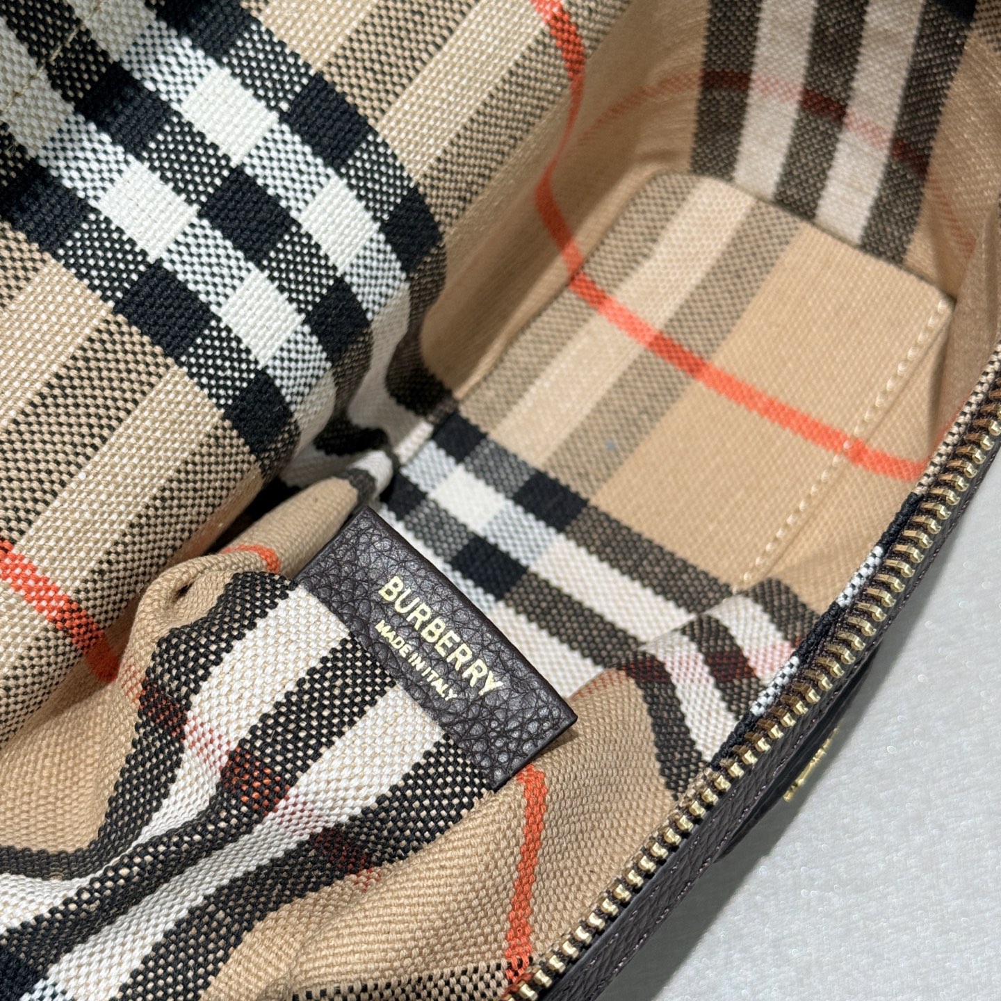 バーバリー「Burberry」バッグ レディース おしゃれ ショルダーバッグ