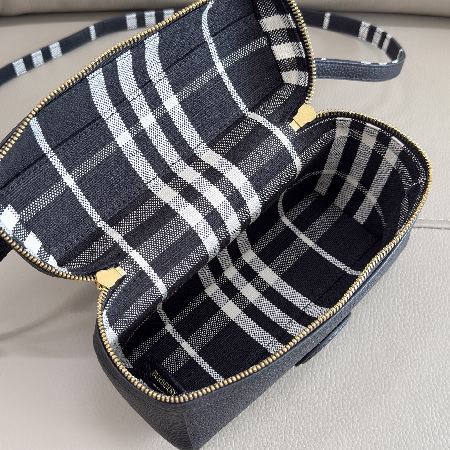 バーバリー「Burberry」バッグ レディース おしゃれ ショルダーバッグ