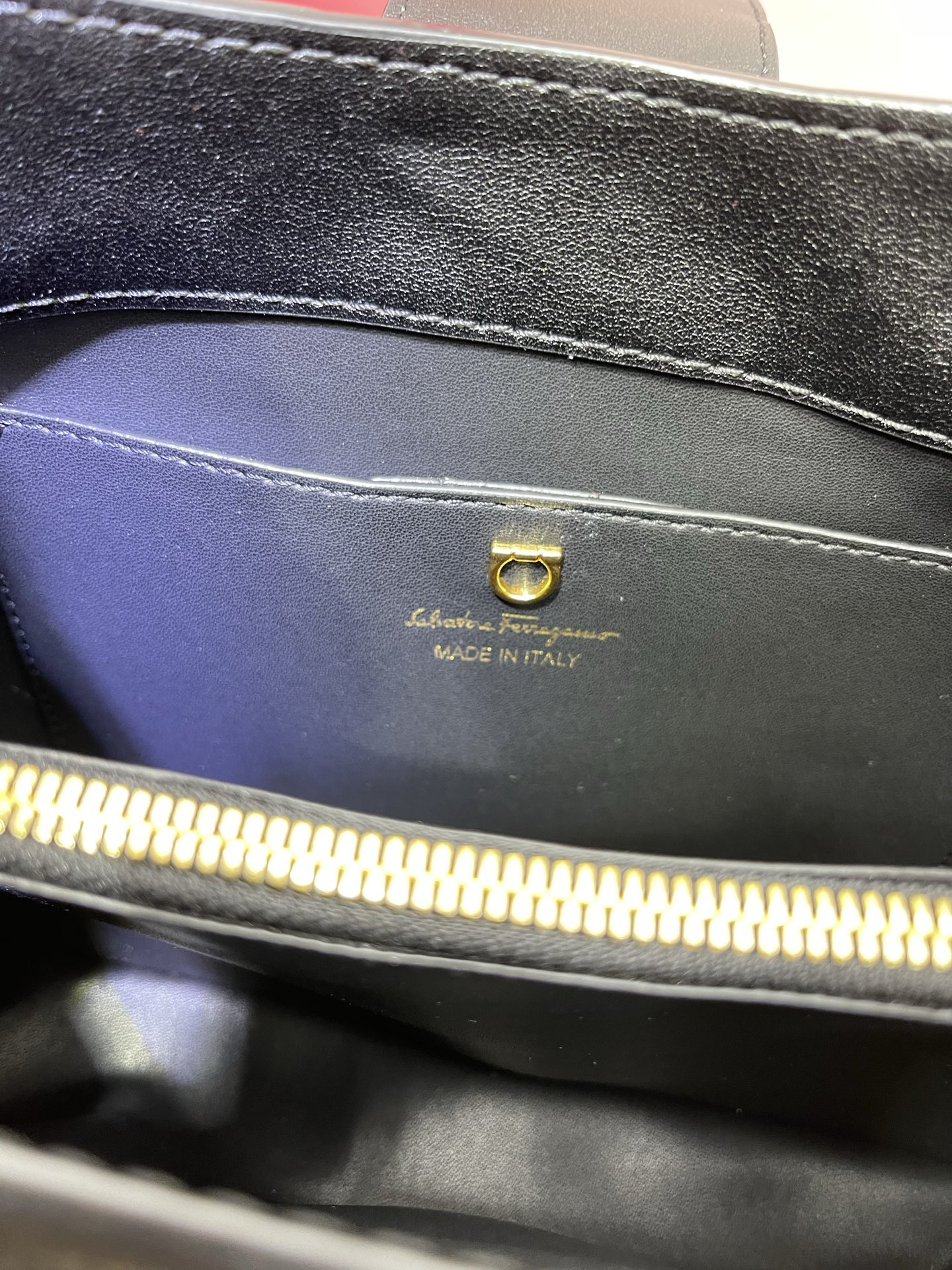 フェラガモ「Ferragamo」バッグ レディース おしゃれ ショルダーバッグ