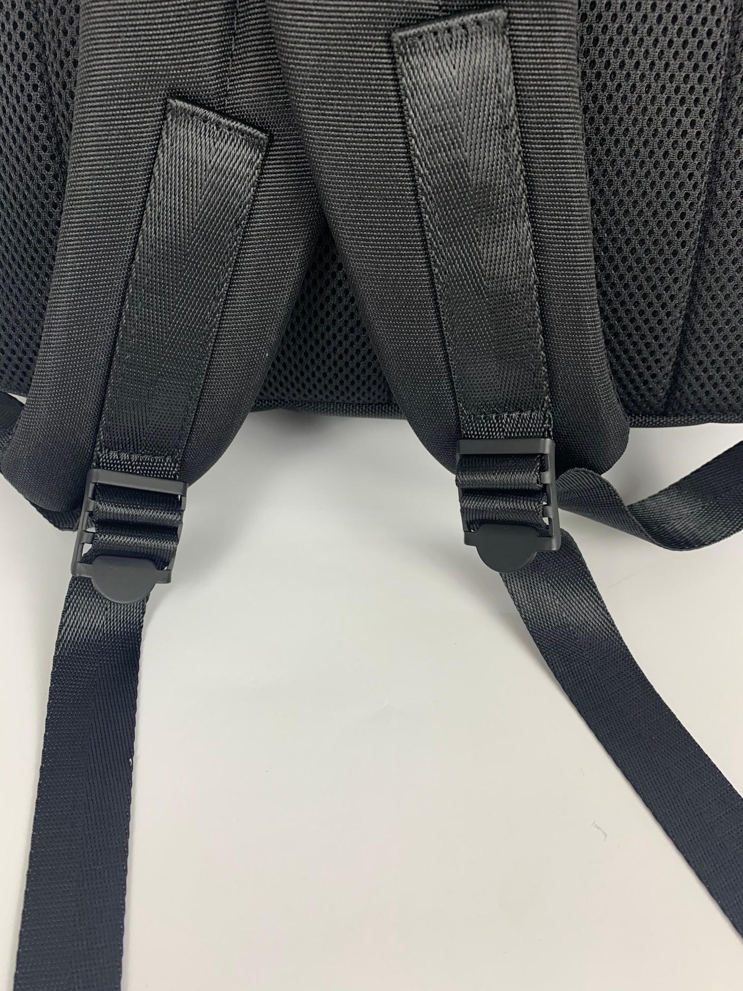 イッセイミヤケ「Issey Miyake」バッグ おしゃれなメンズリュックサック