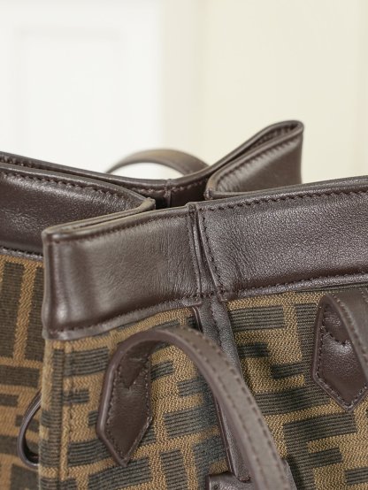 フェンディ「Fendi」レディースバッグ