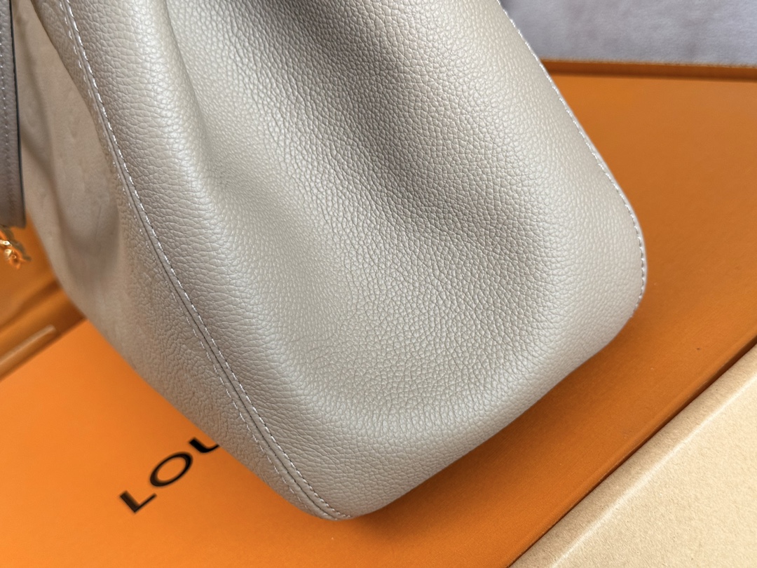 ルイ・ヴィトン「Louis Vuitton」バッグ レディース おしゃれ ショルダーバッグ