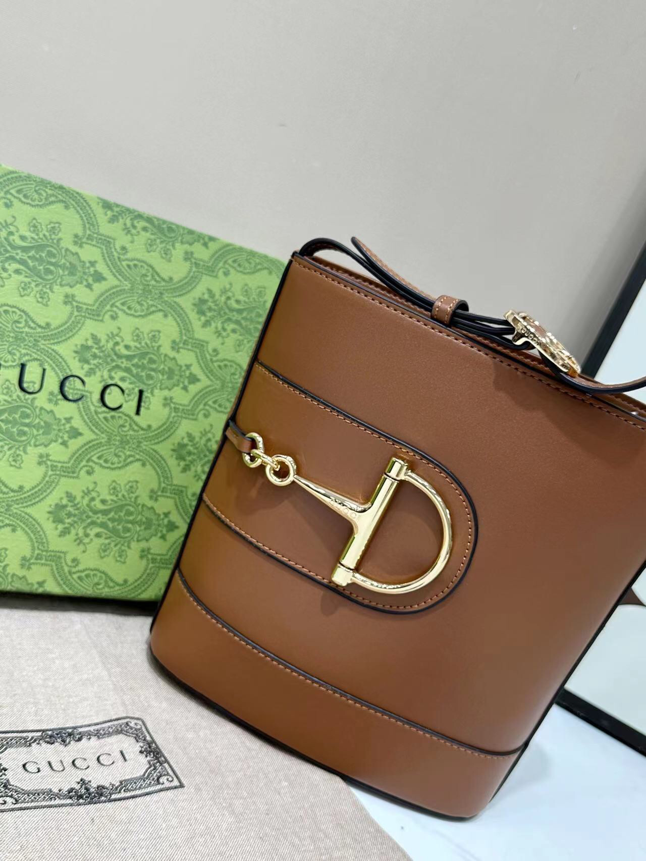 グッチ「Gucci」バッグ レディース おしゃれ ショルダーバッグ