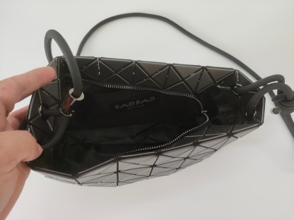 イッセイミヤケ「Issey Miyake」バッグ レディース おしゃれ ショルダーバッグ