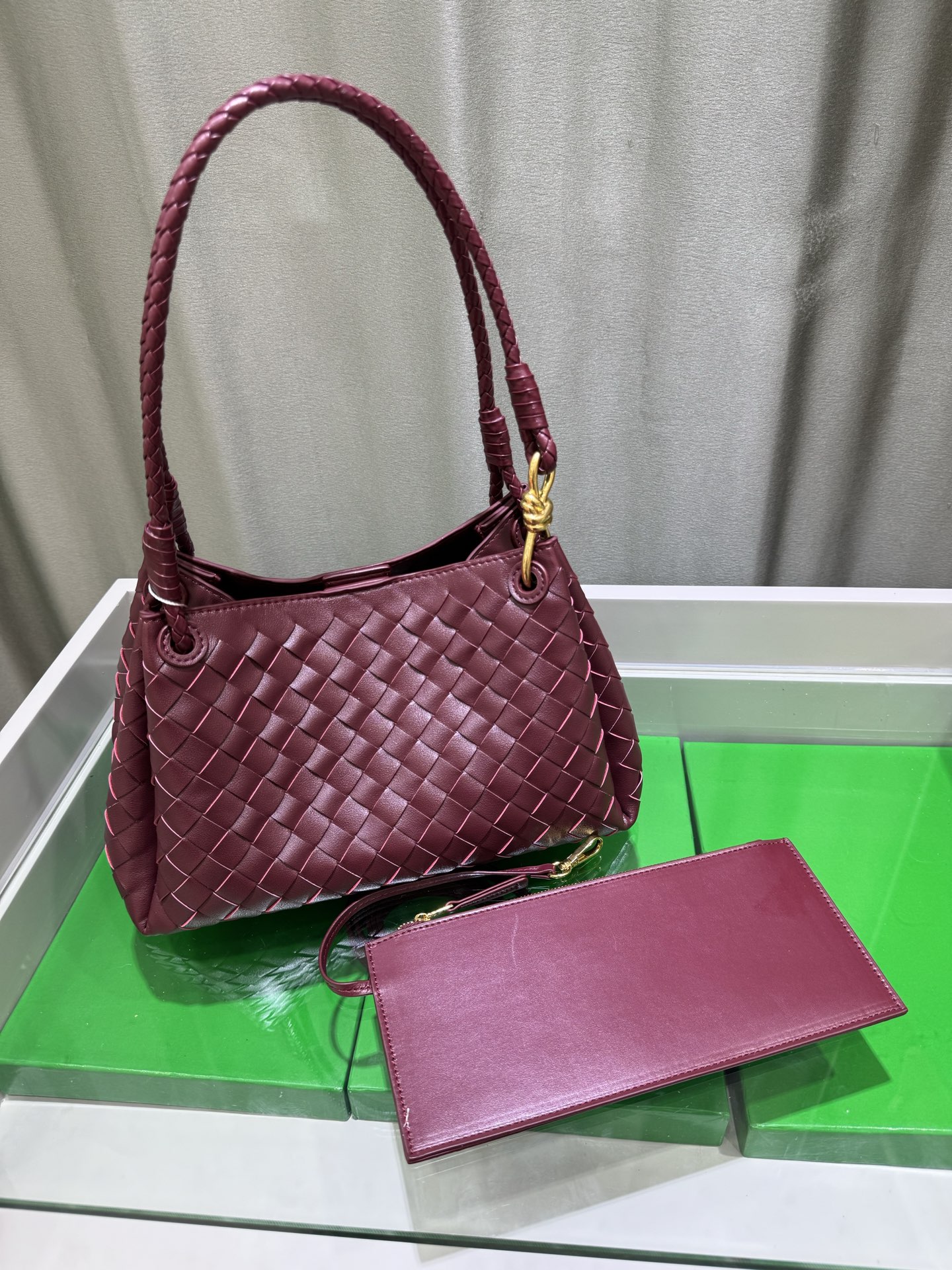 ボッテガ ヴェネタ「Bottega Veneta」バッグ レディース おしゃれ ショルダーバッグ