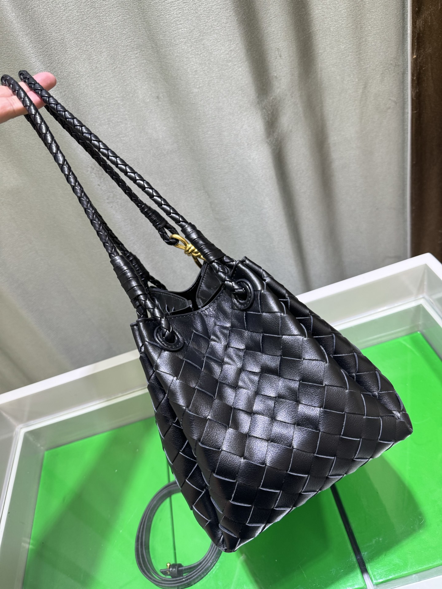ボッテガ ヴェネタ「Bottega Veneta」バッグ レディース おしゃれ ショルダーバッグ