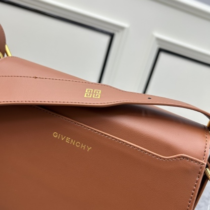 ジバンシィ「Givenchy」バッグ レディース おしゃれ ショルダーバッグ