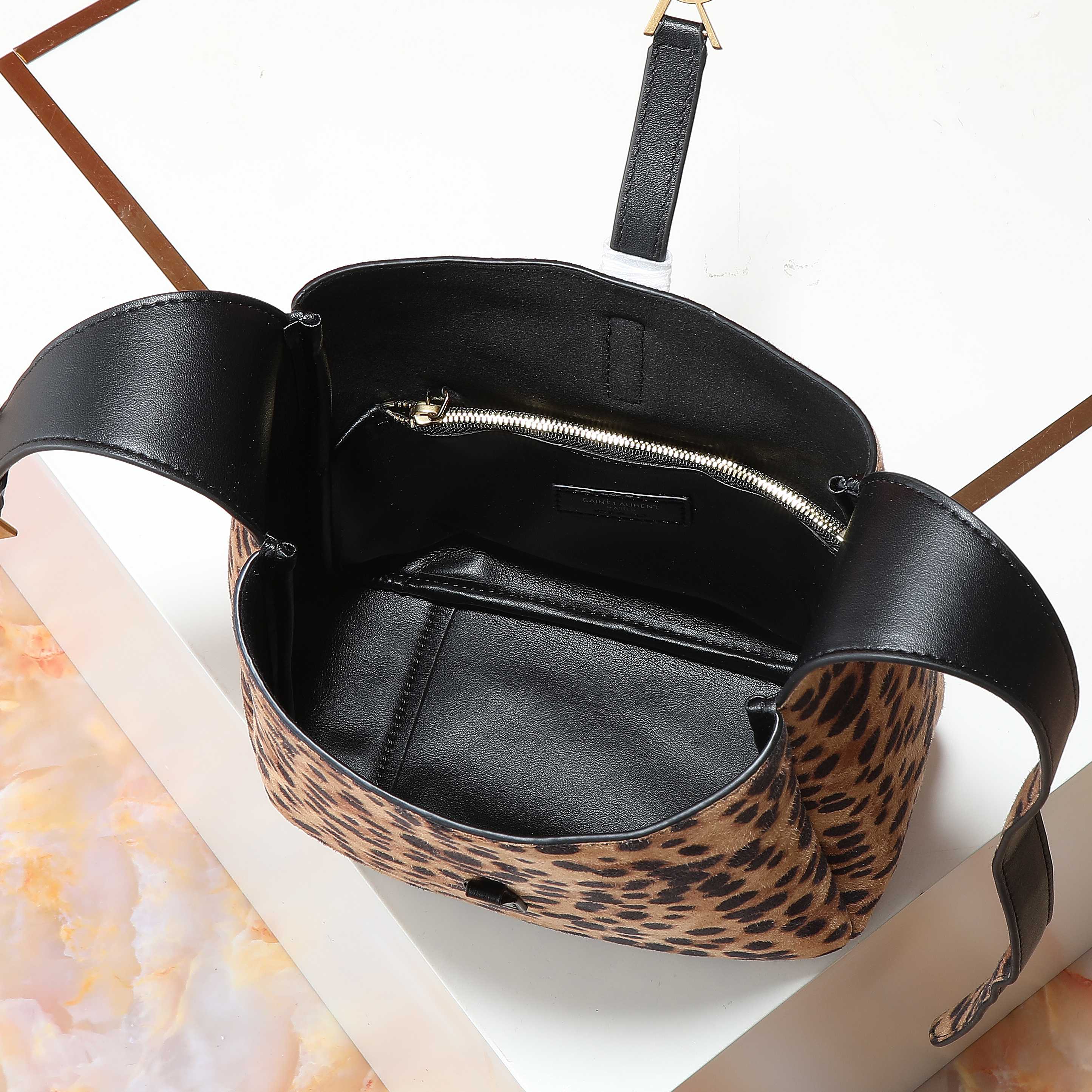 サンローラン「Saint Laurent」バッグ レディース おしゃれ ショルダーバッグ