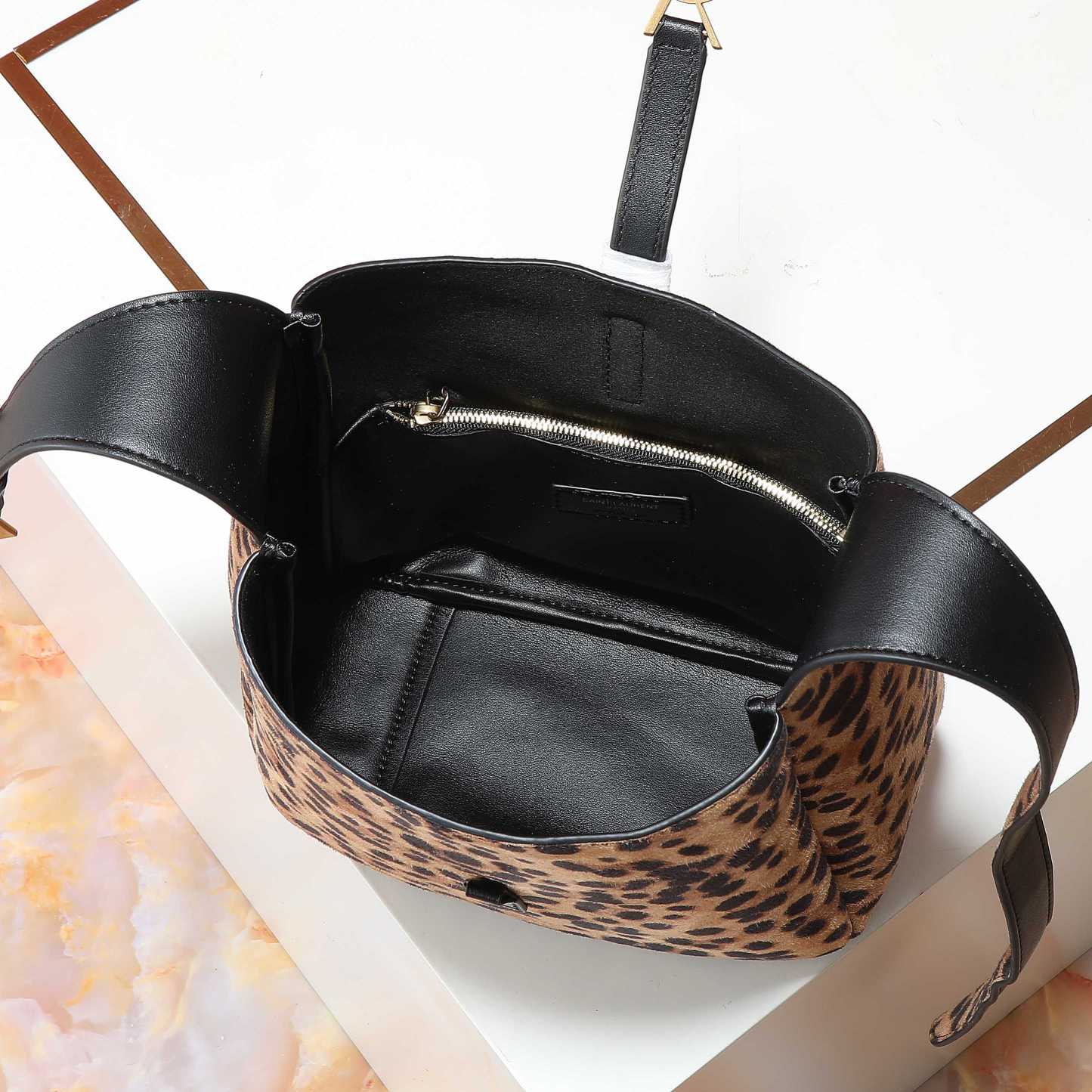 サンローラン「Saint Laurent」バッグ レディース おしゃれ ショルダーバッグ