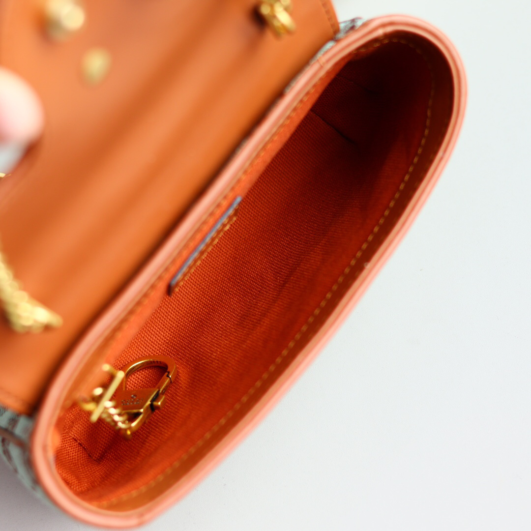 グッチ「Gucci」バッグ レディース おしゃれ ショルダーバッグ