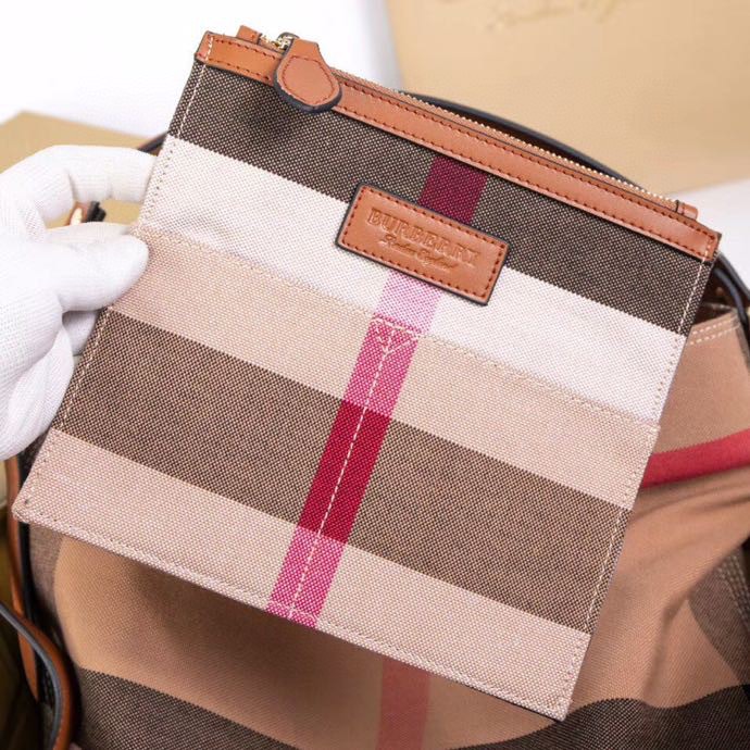バーバリー「Burberry」バッグ レディース おしゃれ ショルダーバッグ