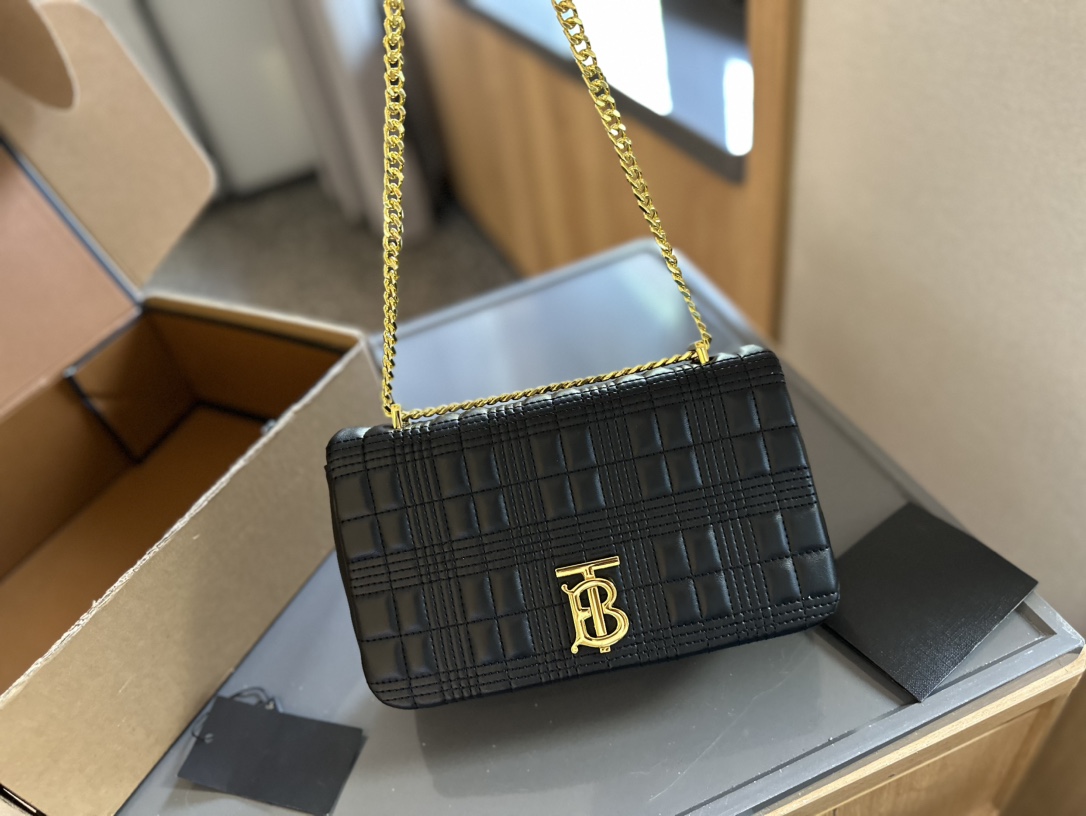 バーバリー「Burberry」バッグ レディース おしゃれ ショルダーバッグ