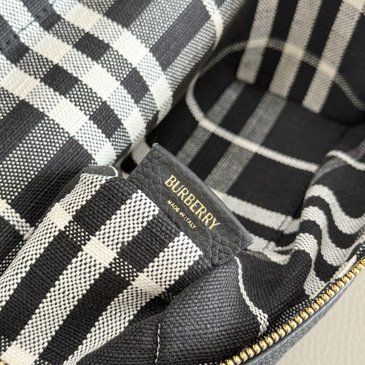 バーバリー「Burberry」バッグ レディース おしゃれ ショルダーバッグ
