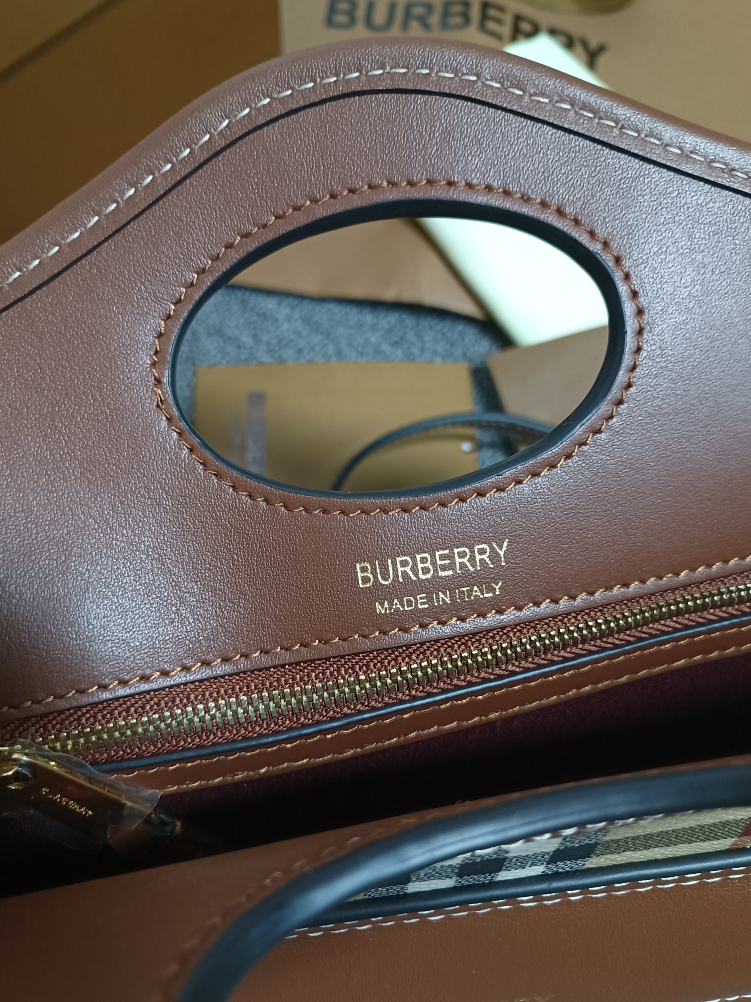 バーバリー「Burberry」バッグ レディース おしゃれ ショルダーバッグ