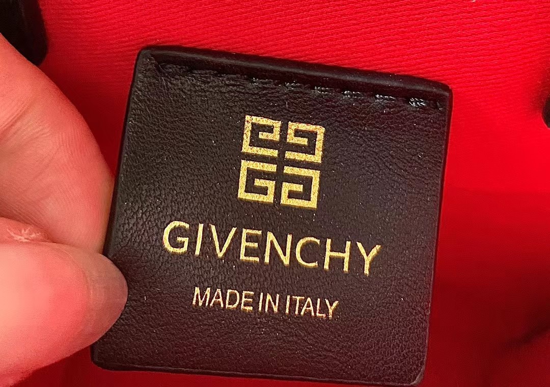 ジバンシィ「Givenchy」バッグ レディース おしゃれ ショルダーバッグ