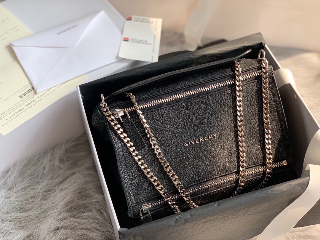 ジバンシィ「Givenchy」バッグ レディース おしゃれ ショルダーバッグ