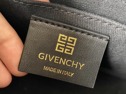 ジバンシィ「Givenchy」バッグ レディース おしゃれ ショルダーバッグ