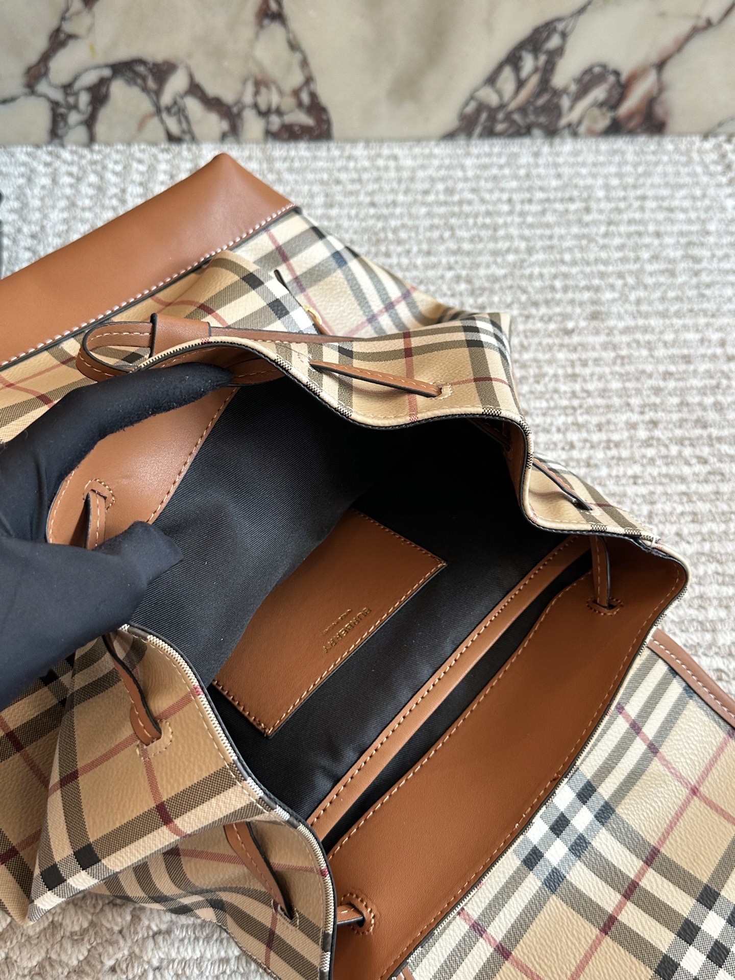 バーバリー「Burberry」バッグ レディースファッションバックパック