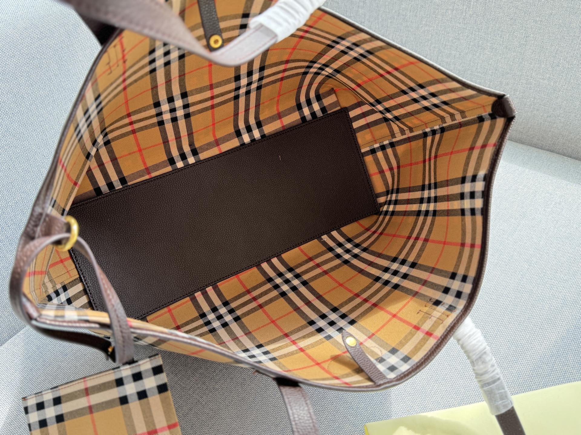 バーバリー「Burberry」バッグ レディース おしゃれ ショルダーバッグ