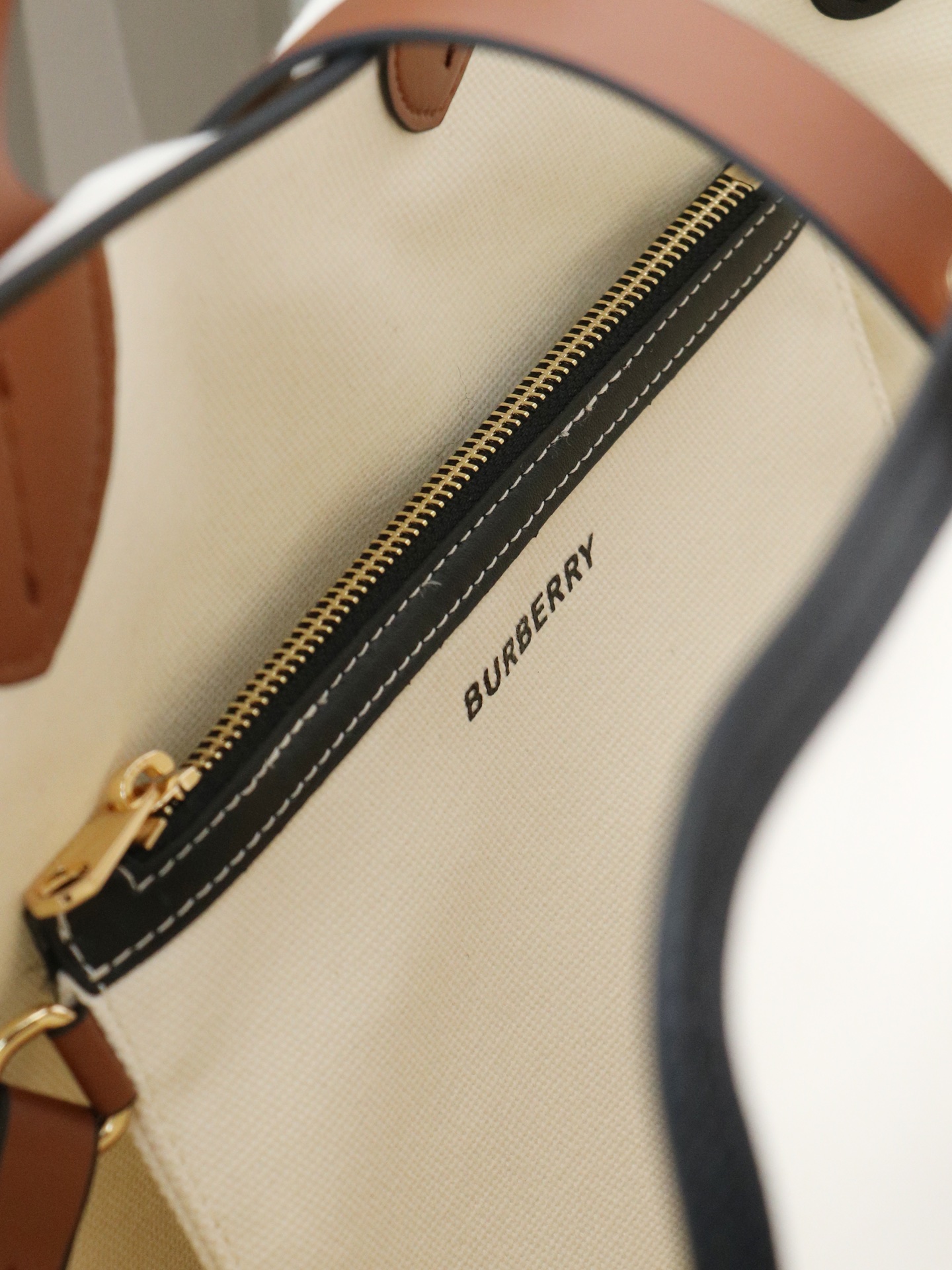 バーバリー「Burberry」バッグ レディース おしゃれ ショルダーバッグ